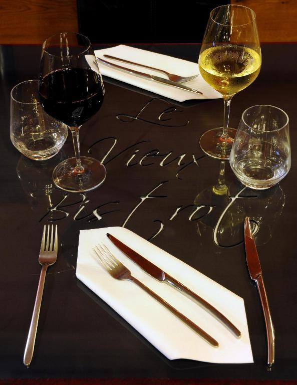 Le Vieux Bistrot Hotel Cabrières-dʼAvignon Екстериор снимка