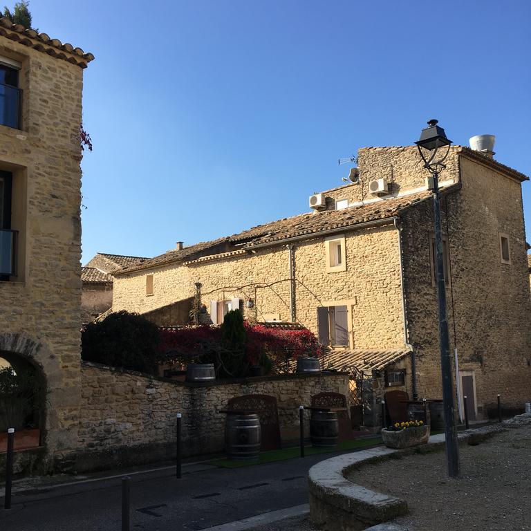 Le Vieux Bistrot Hotel Cabrières-dʼAvignon Екстериор снимка