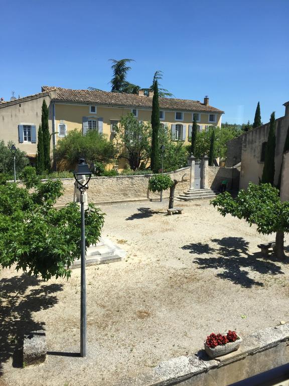 Le Vieux Bistrot Hotel Cabrières-dʼAvignon Екстериор снимка