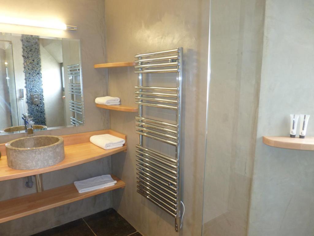 Le Vieux Bistrot Hotel Cabrières-dʼAvignon Стая снимка