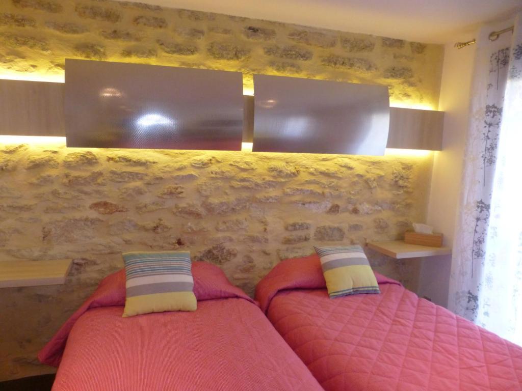 Le Vieux Bistrot Hotel Cabrières-dʼAvignon Стая снимка