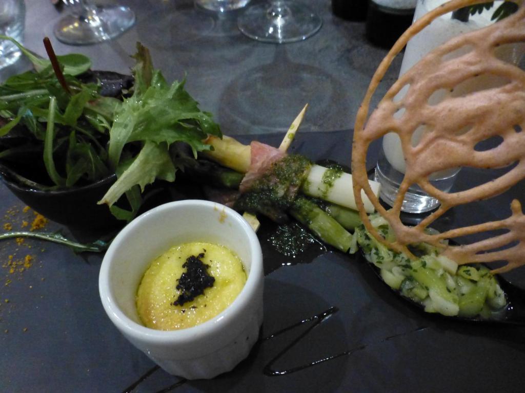 Le Vieux Bistrot Hotel Cabrières-dʼAvignon Екстериор снимка